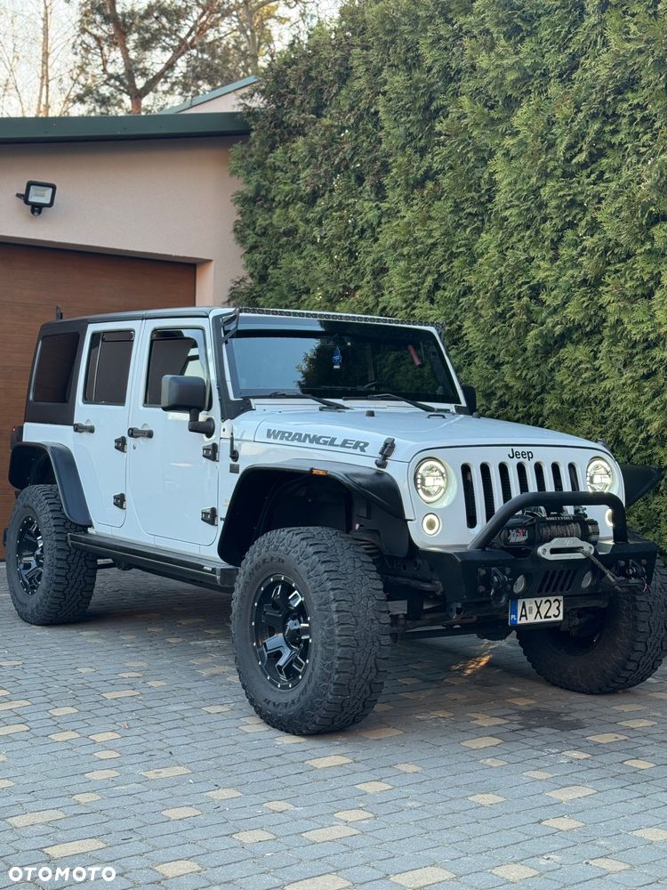Jeep Wrangler 3.6 Unlim Sahara - 1