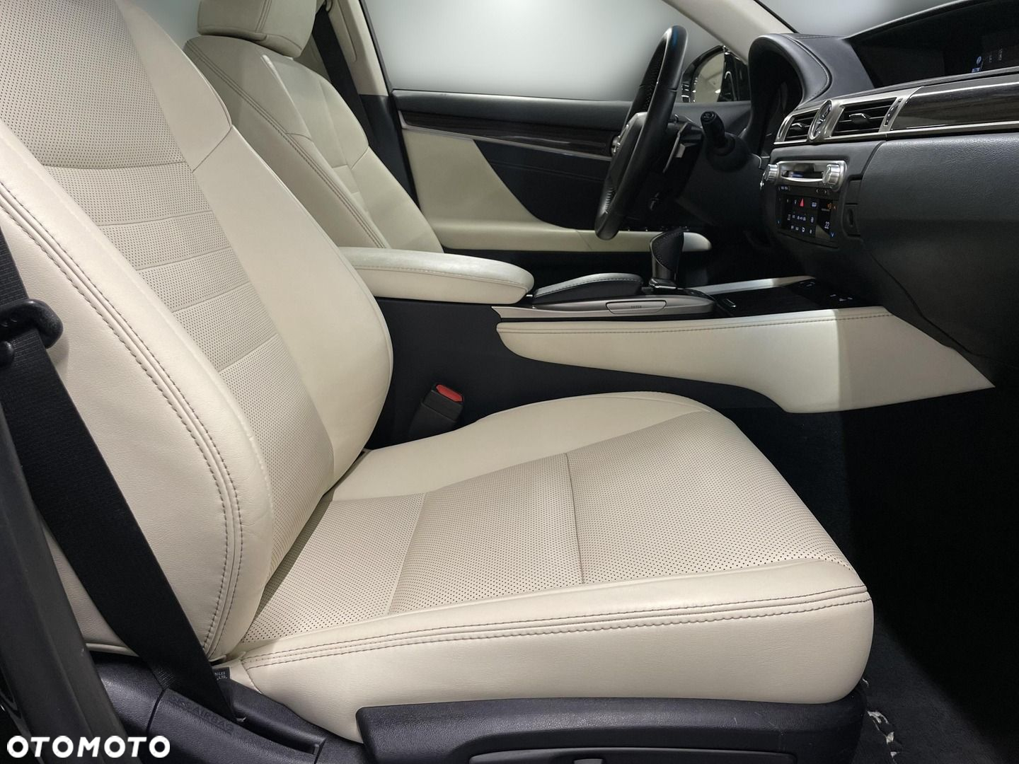 Lexus GS 300h Elegance - 17