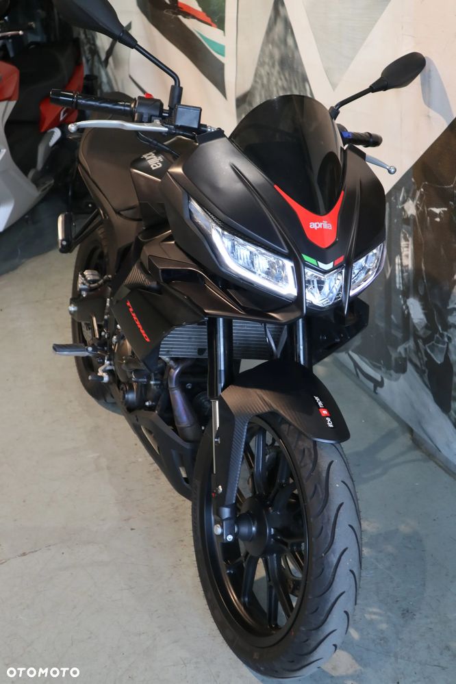 Aprilia Tuono - 17