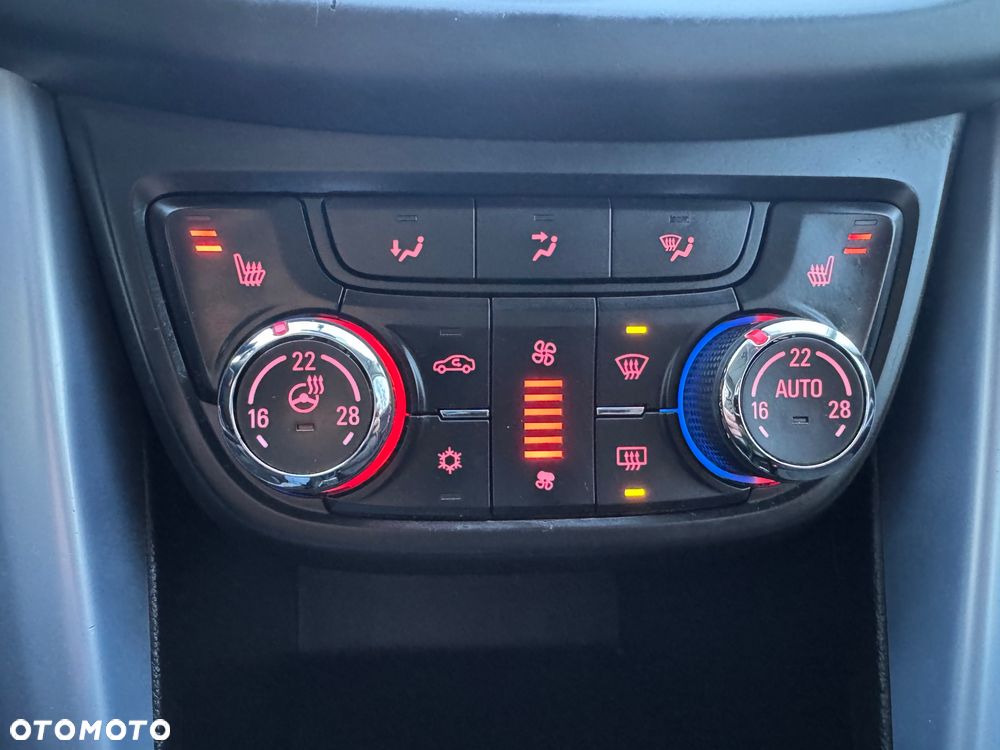 Opel Zafira Tourer 1.4 Turbo Innovation - 37