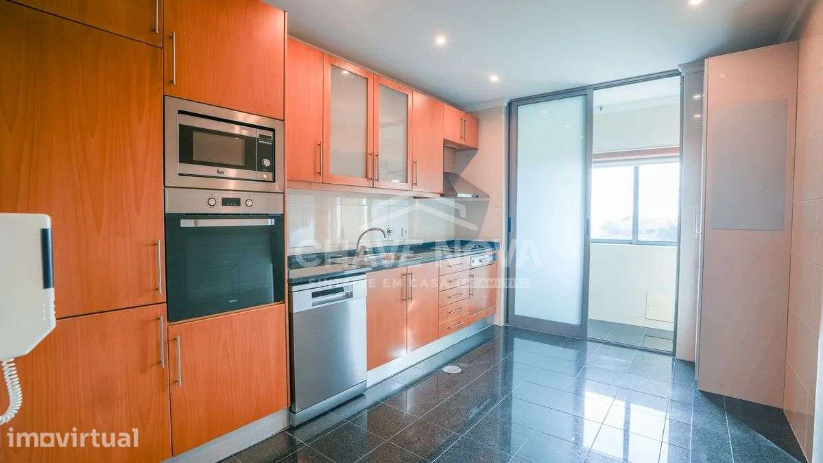 Apartamento T2+1 Dúplex c/ Vistas Mar em Canidelo - Grande imagem: 2/29