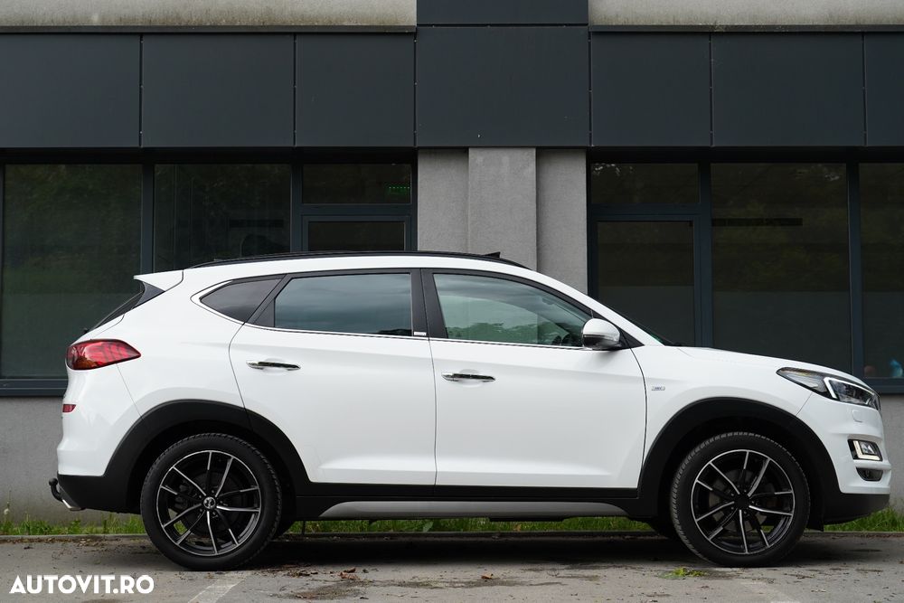 Hyundai Tucson blue 2.0 CRDi 4WD Premium - 24