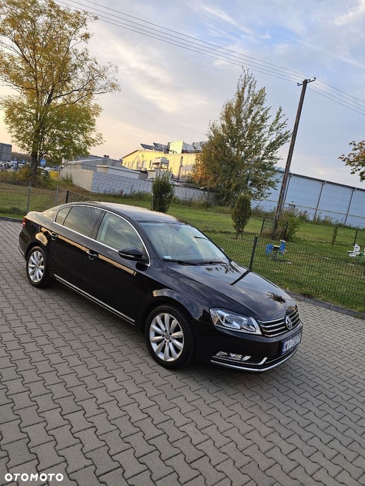 Volkswagen Passat - 3