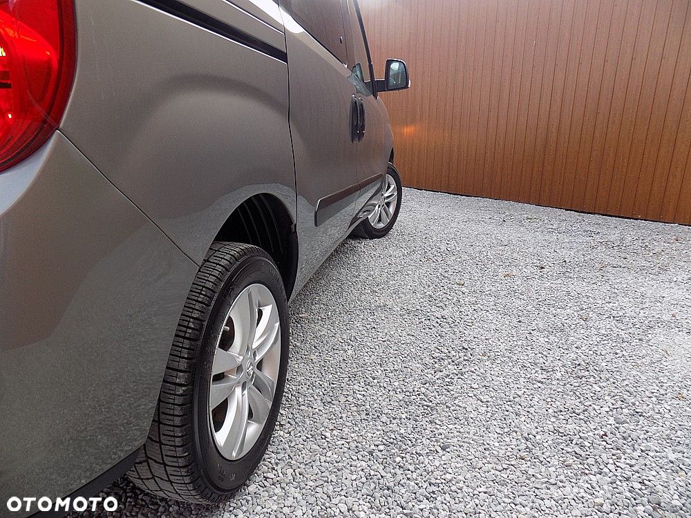 Opel Combo 1.4 Turbo L2H1 Selection - 24