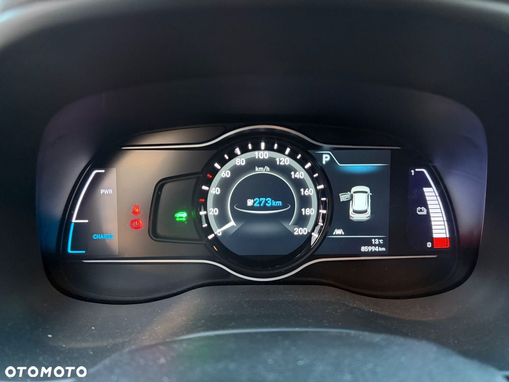 Hyundai Kona Premium - 12