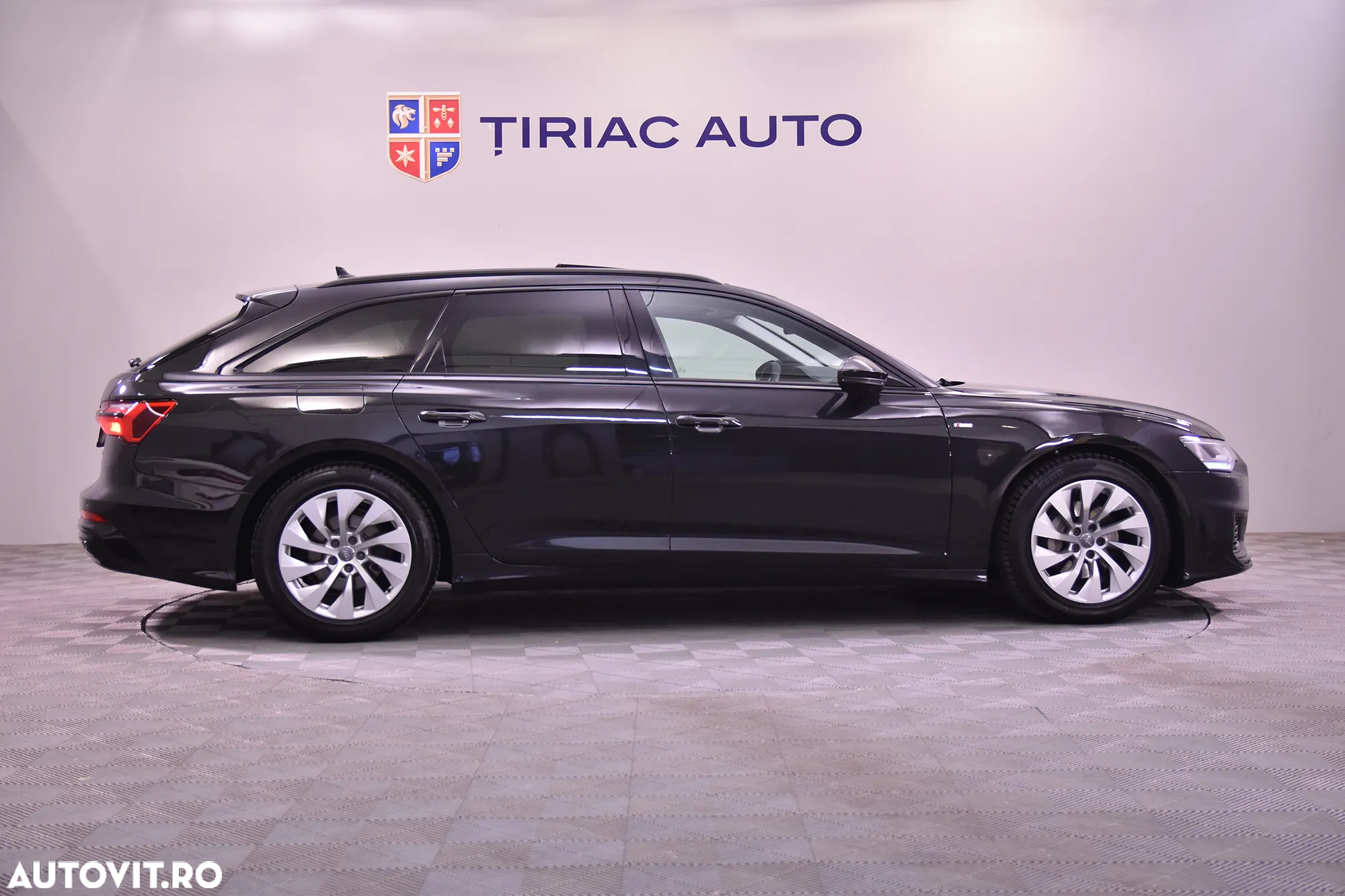 Audi A6 - 6