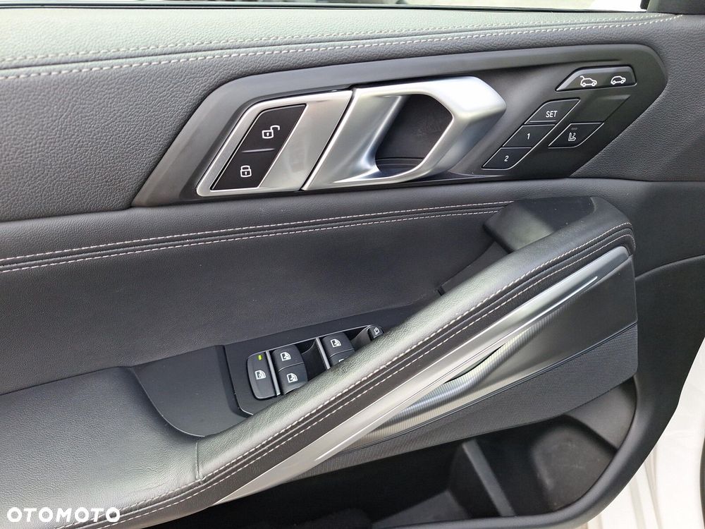BMW X6 - 10
