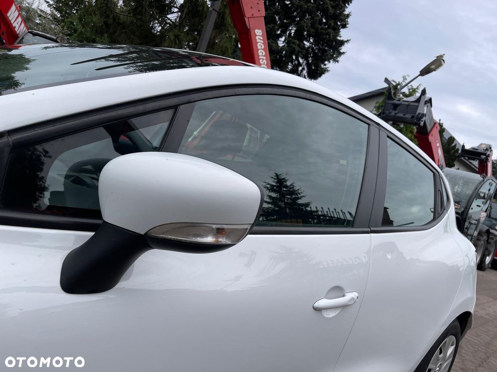 Renault Clio dCi 75 Stop & Start Expression - 39