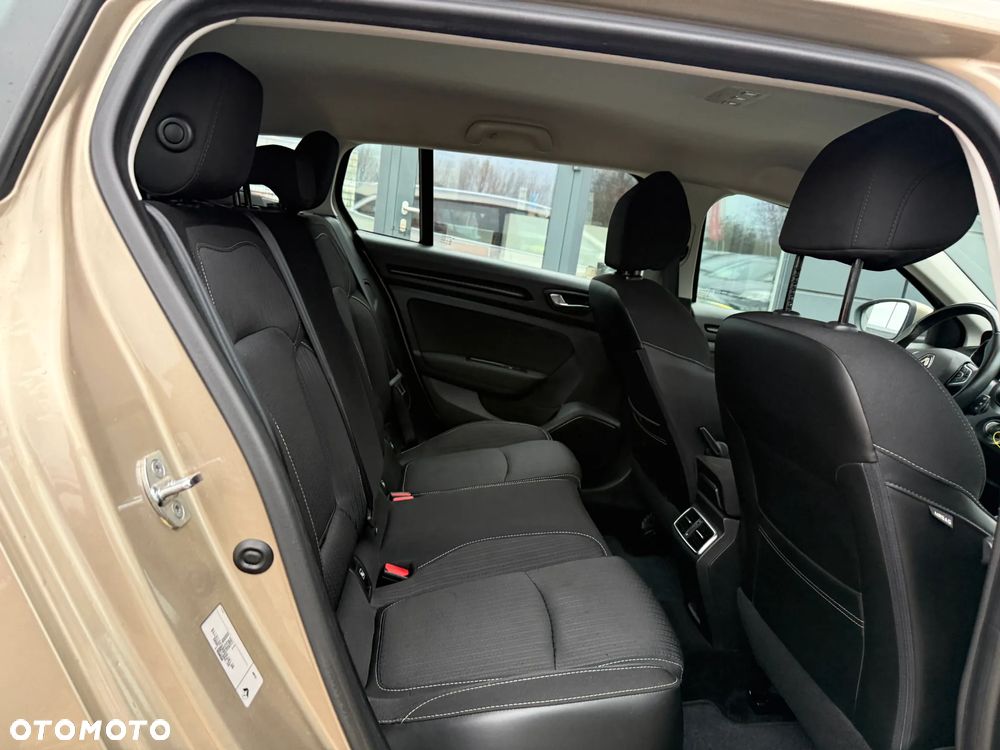 Renault Megane 1.5 Blue dCi Business - 25