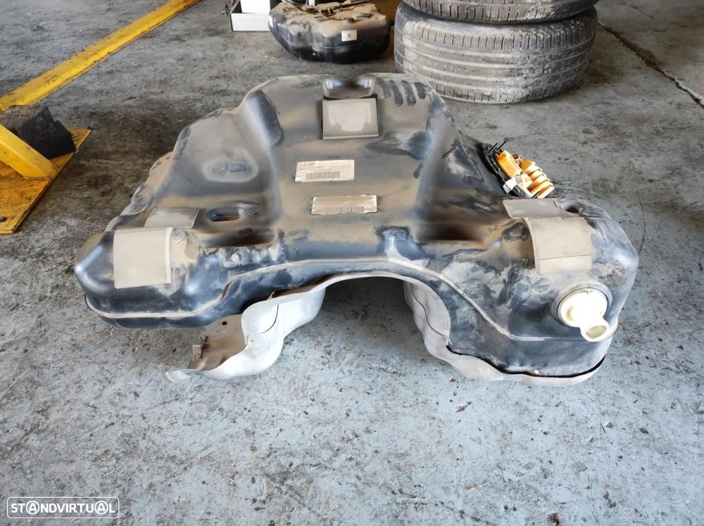 DEPÓSITO DE COMBUSTÍVEL LAND ROVER RANGE ROVER EVOQUE - 1