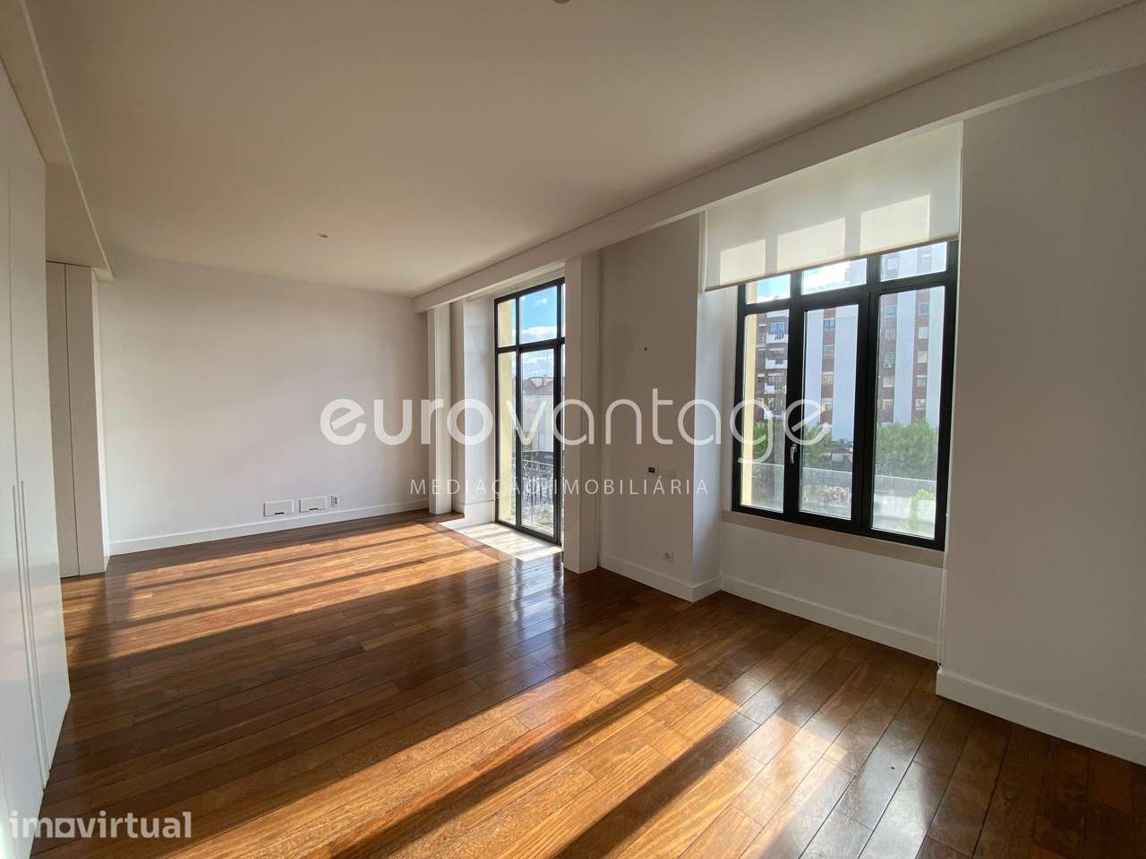 Apartamento T1 em Condomínio Fechado, Centro Leiria - Grande imagem: 2/24