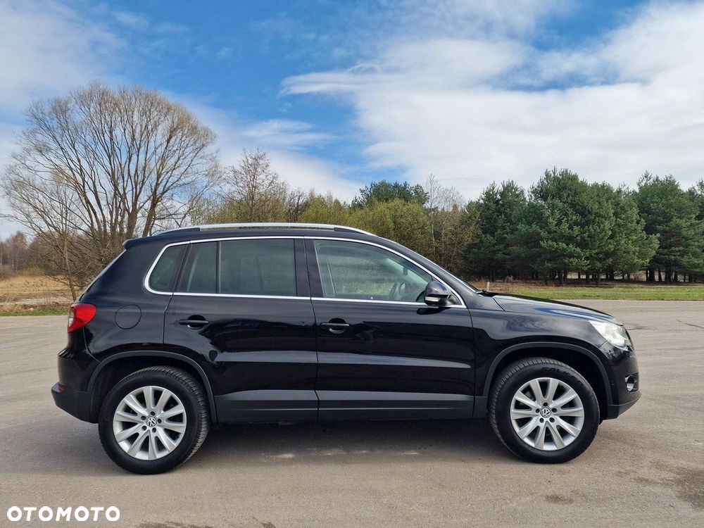 Volkswagen Tiguan 2.0 TDI DPF 4Motion BlueMotion Technology DSG Exclusive - 5