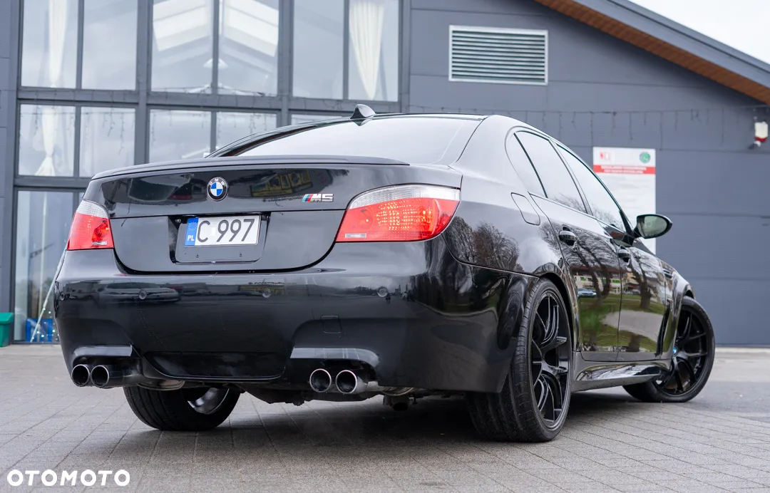 BMW M5 Standard - 16