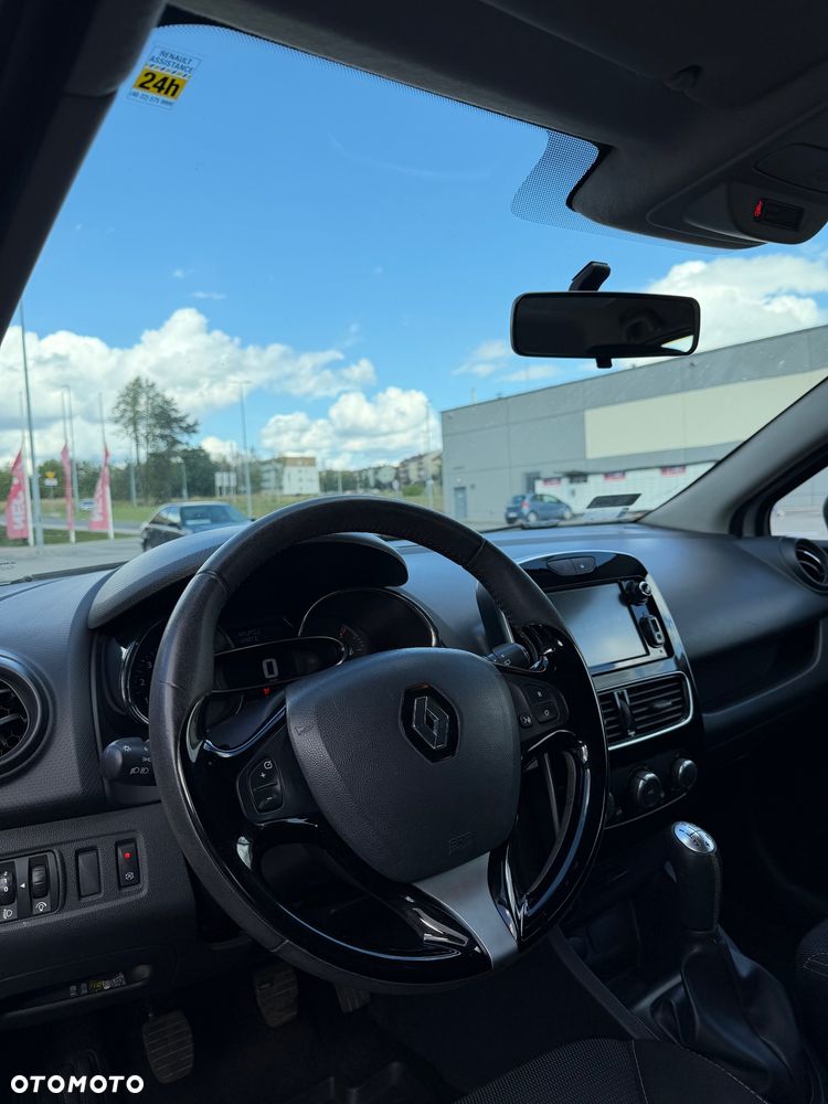 Renault Clio - 9