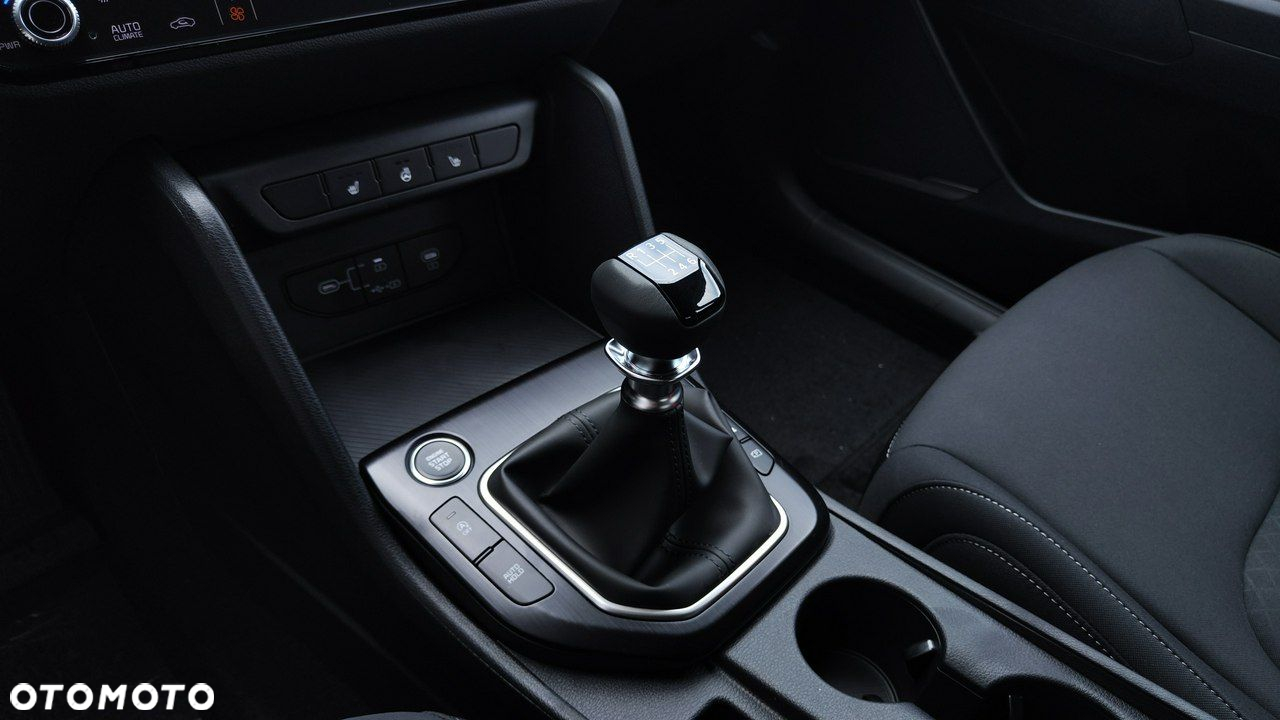 Kia Sportage - 12