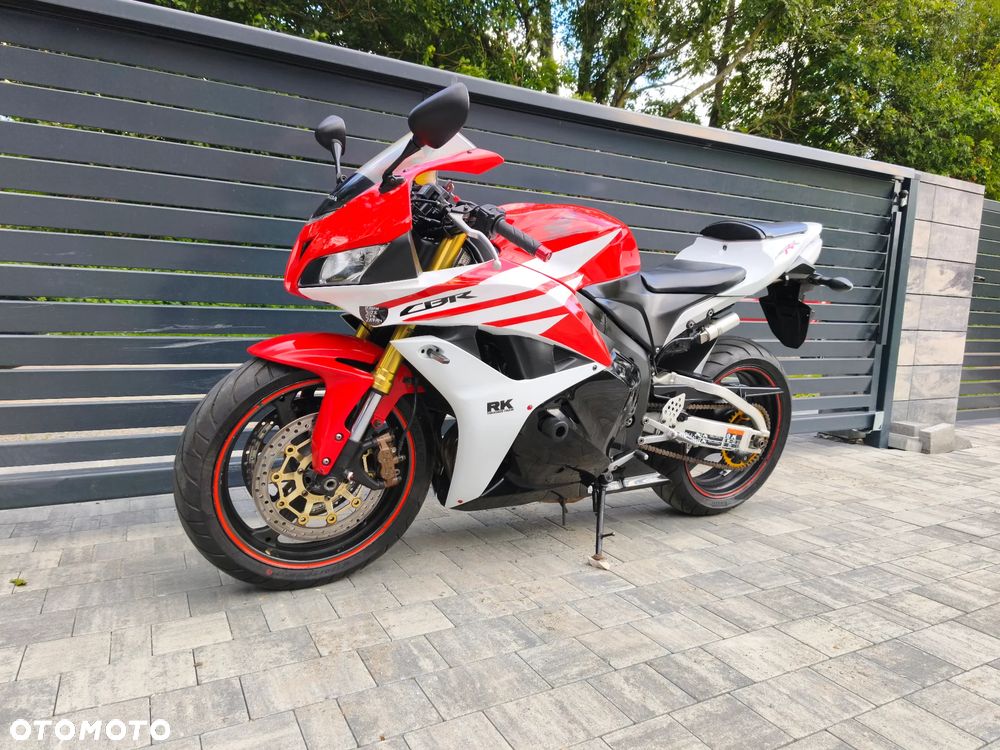 Honda CBR - 24