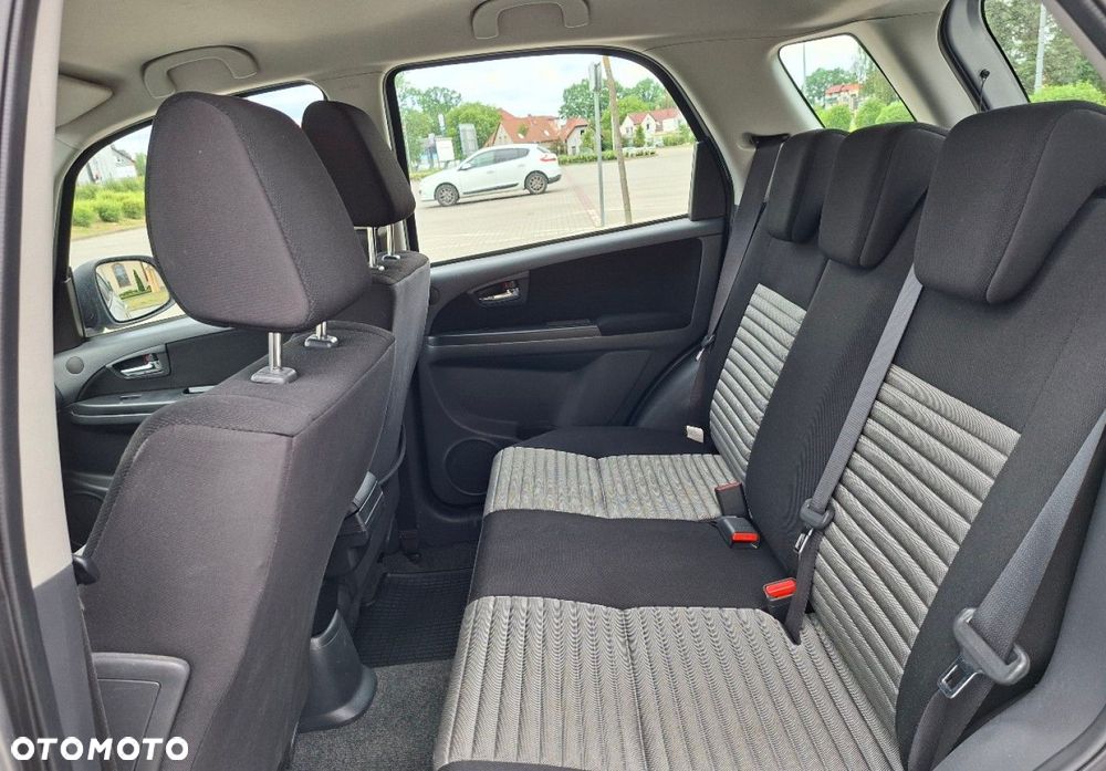 Suzuki SX4 - 18