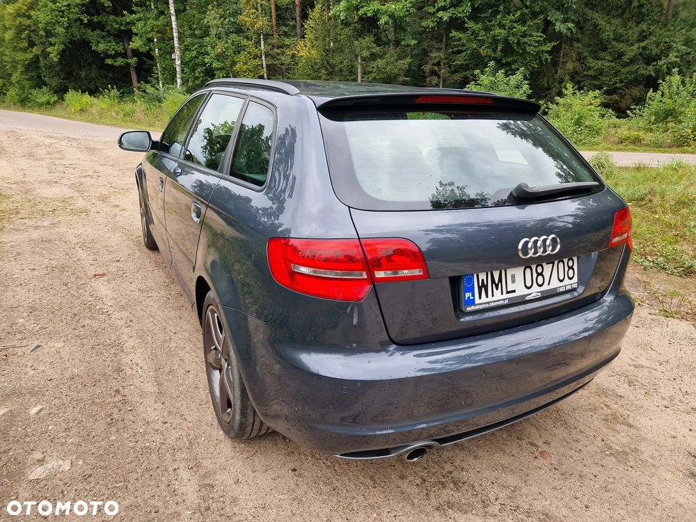 Audi A3 Sportback - 16