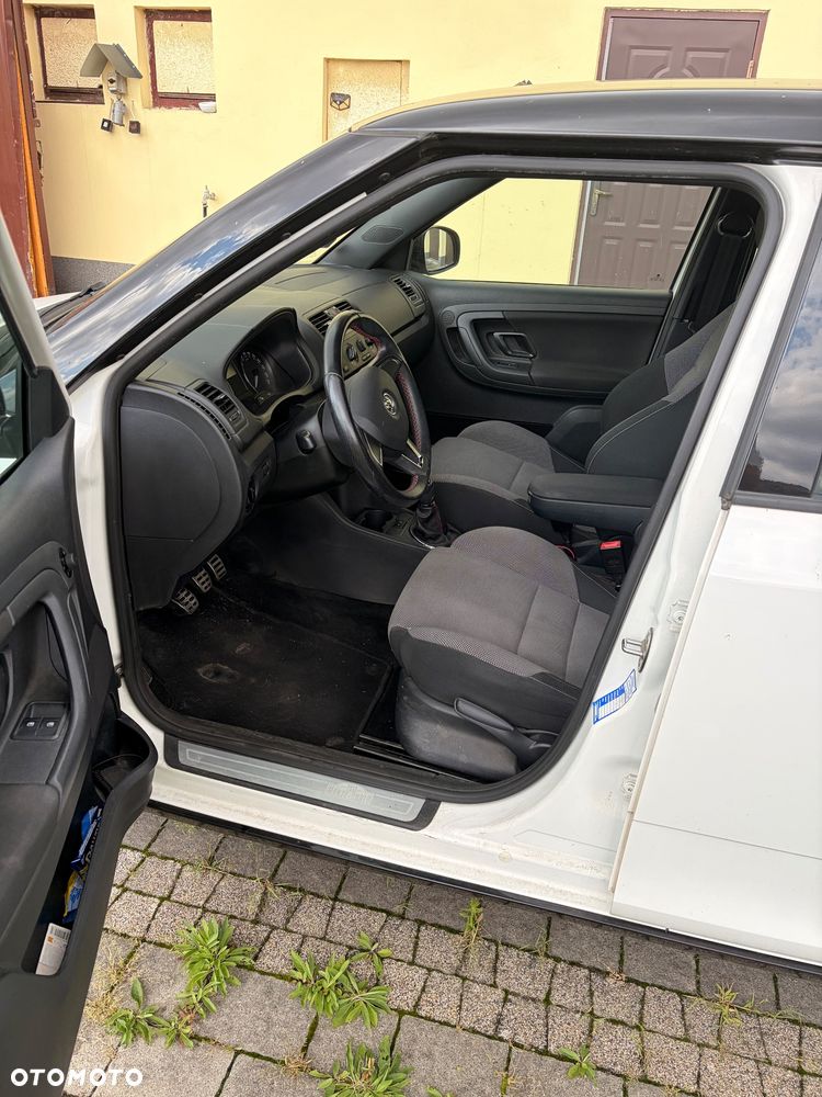 Skoda Fabia 1.2 TSI Monte Carlo - 9