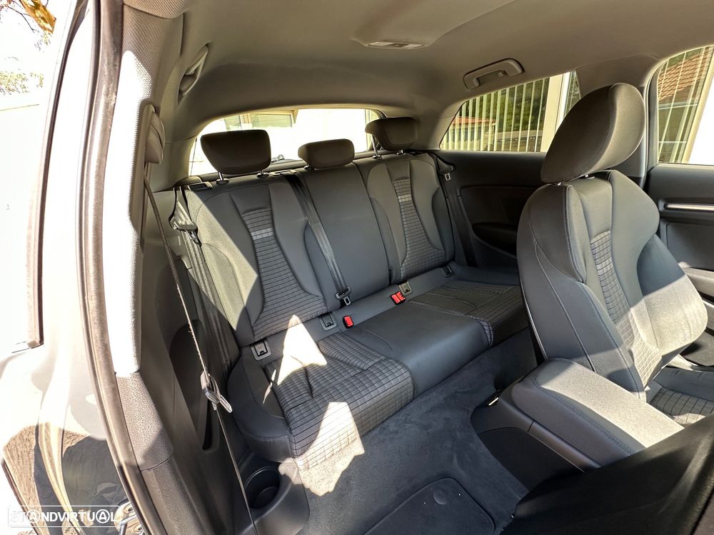Audi A3 1.6 TDI Sport - 16