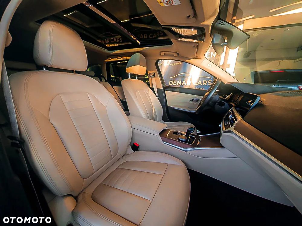 BMW Seria 3 320i Luxury Line Purity - 10