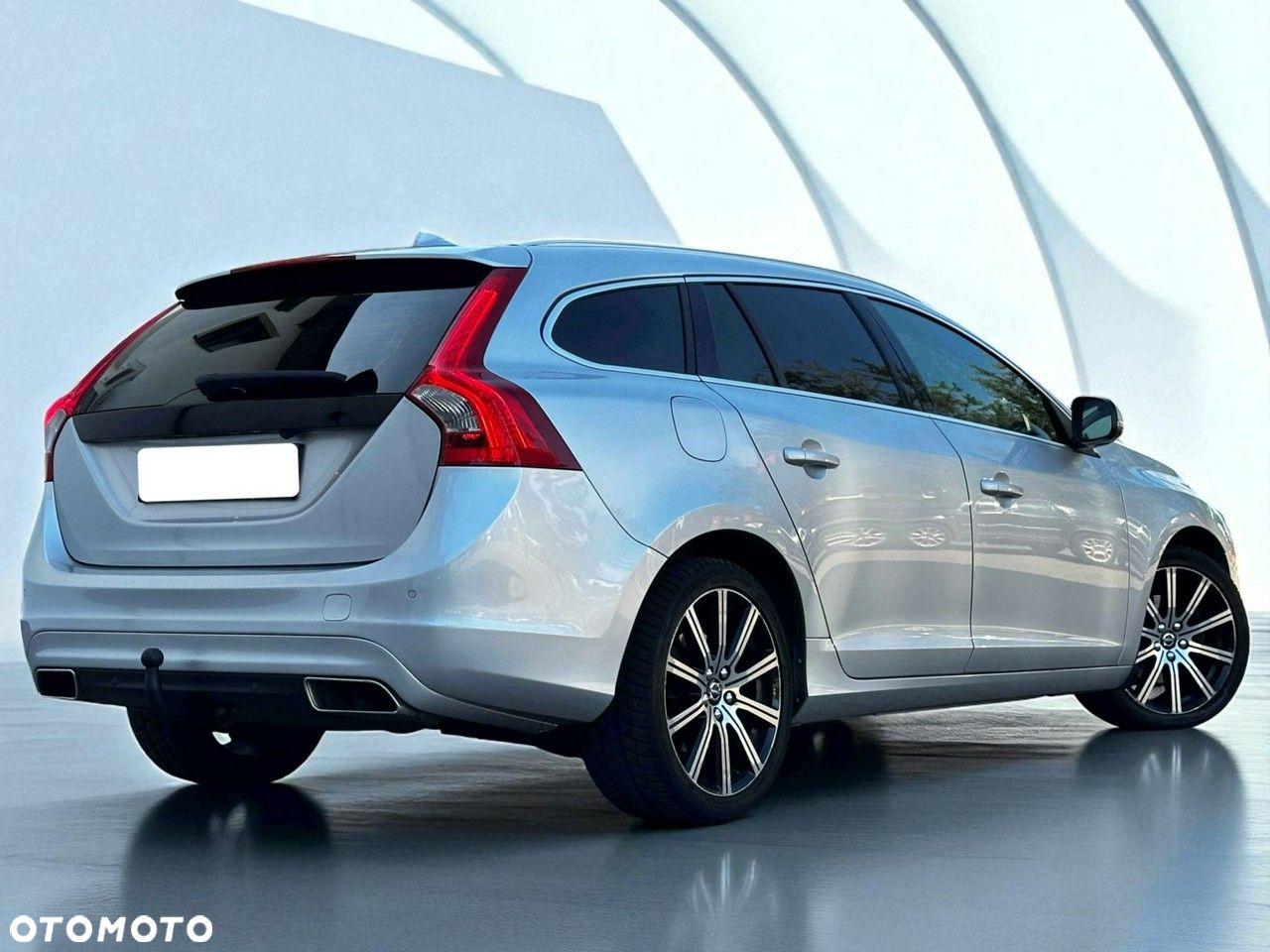 Volvo V60 D4 Geartronic Summum - 19