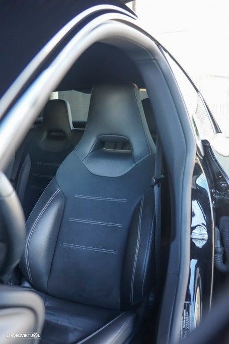 Mercedes-Benz CLA 250 e AMG Line - 40