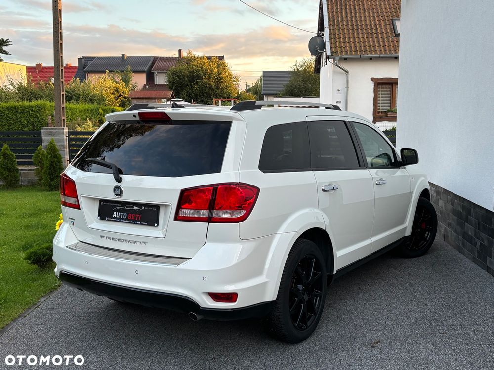 Fiat Freemont 2.0 Multijet 16V DPF Automatik Allrad Lounge - 5