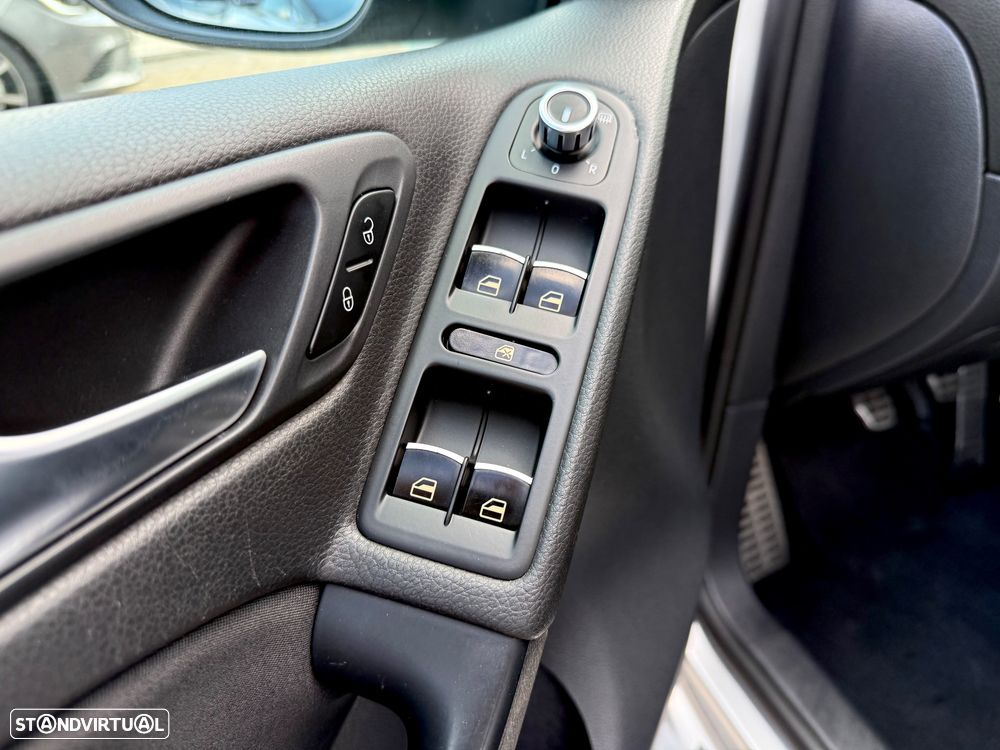 VW Golf 1.6 TDi Style - 37
