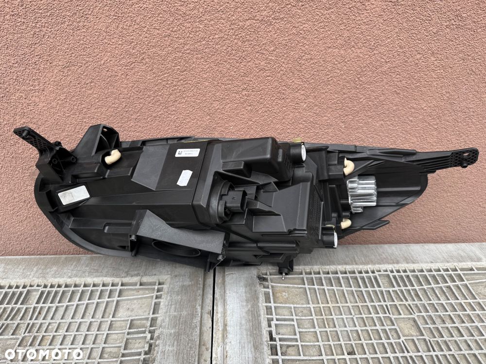 Lampa przednia FORD FIESTA MK8 LIFT FULL LED PRAWA EUROPA ORYGINALNA - 2