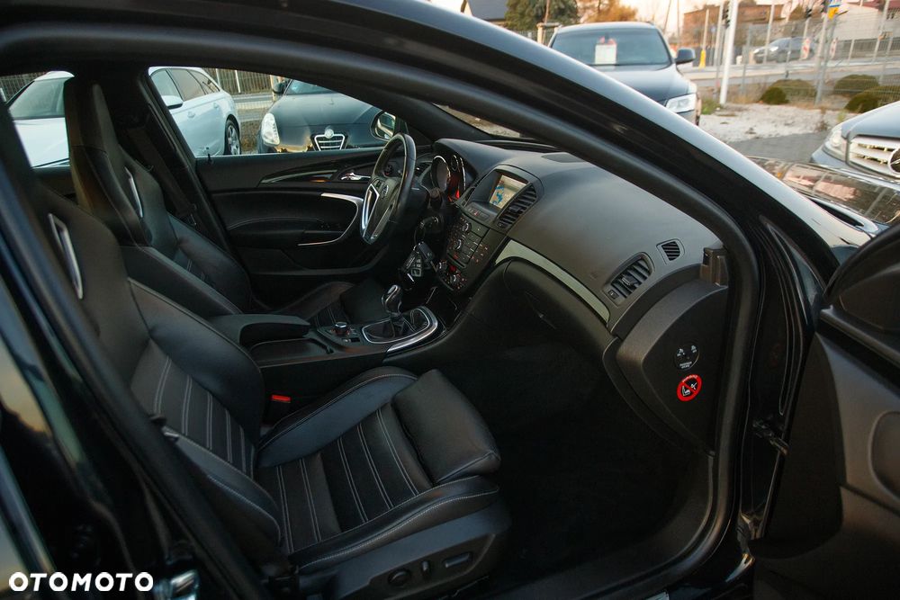 Opel Insignia 2.8 V6 Turbo 4x4 OPC - 23