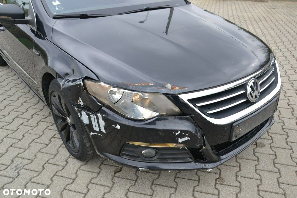 Volkswagen Passat CC - 11