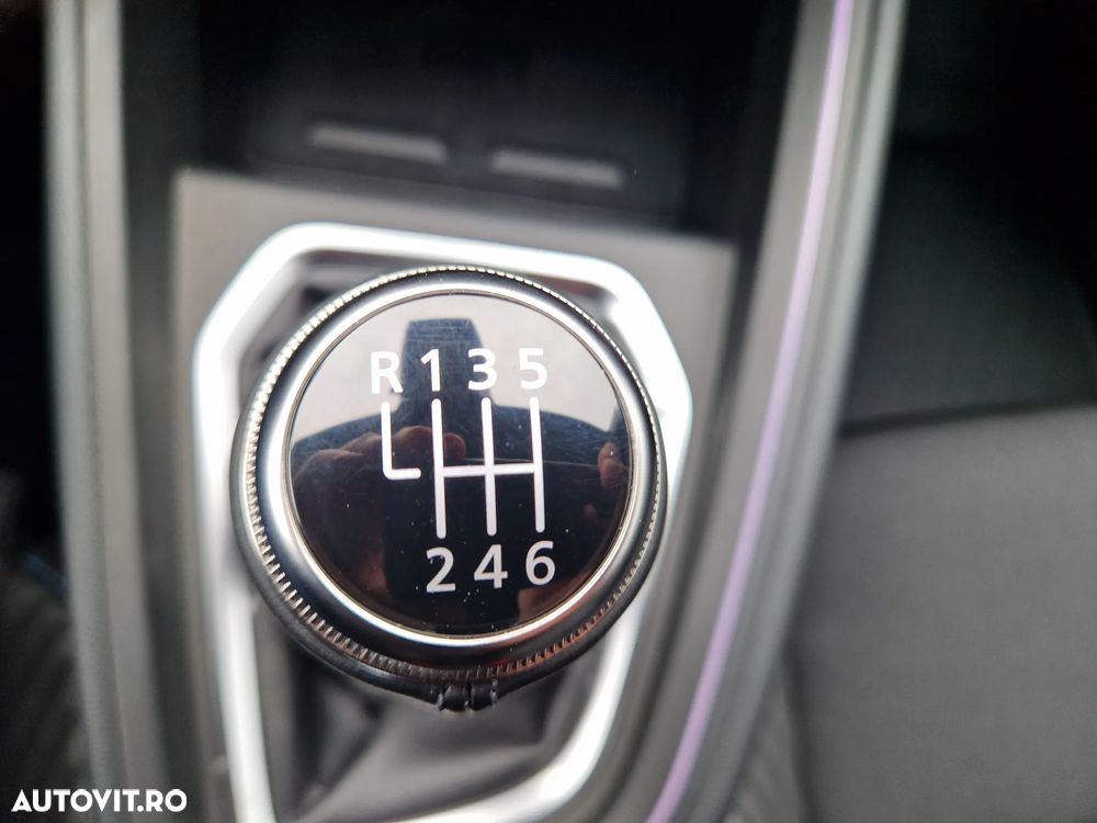 Renault Clio V TCe 90 Esprit Alpine - 26