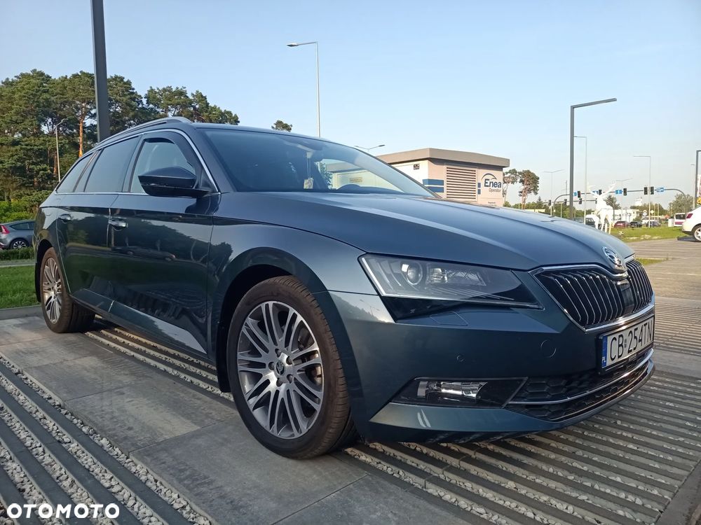 Skoda Superb 2.0 TDI 4x4 DSG Sportline - 1