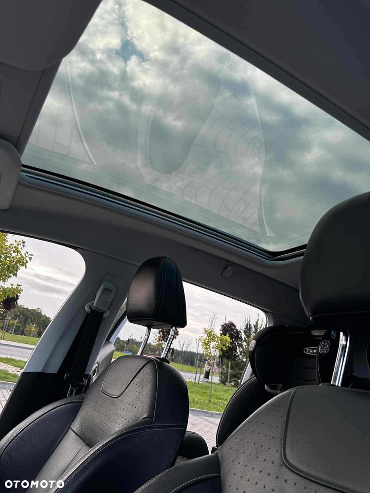 Peugeot 2008 1.6 e-HDi Allure S&S - 20
