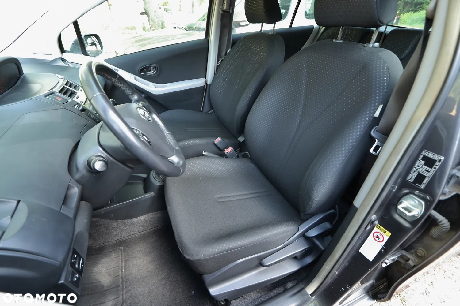 Toyota Yaris - 9