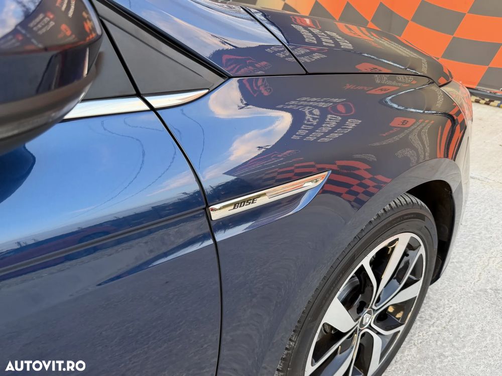 Renault Megane TCe 140 GPF BOSE EDITION - 39
