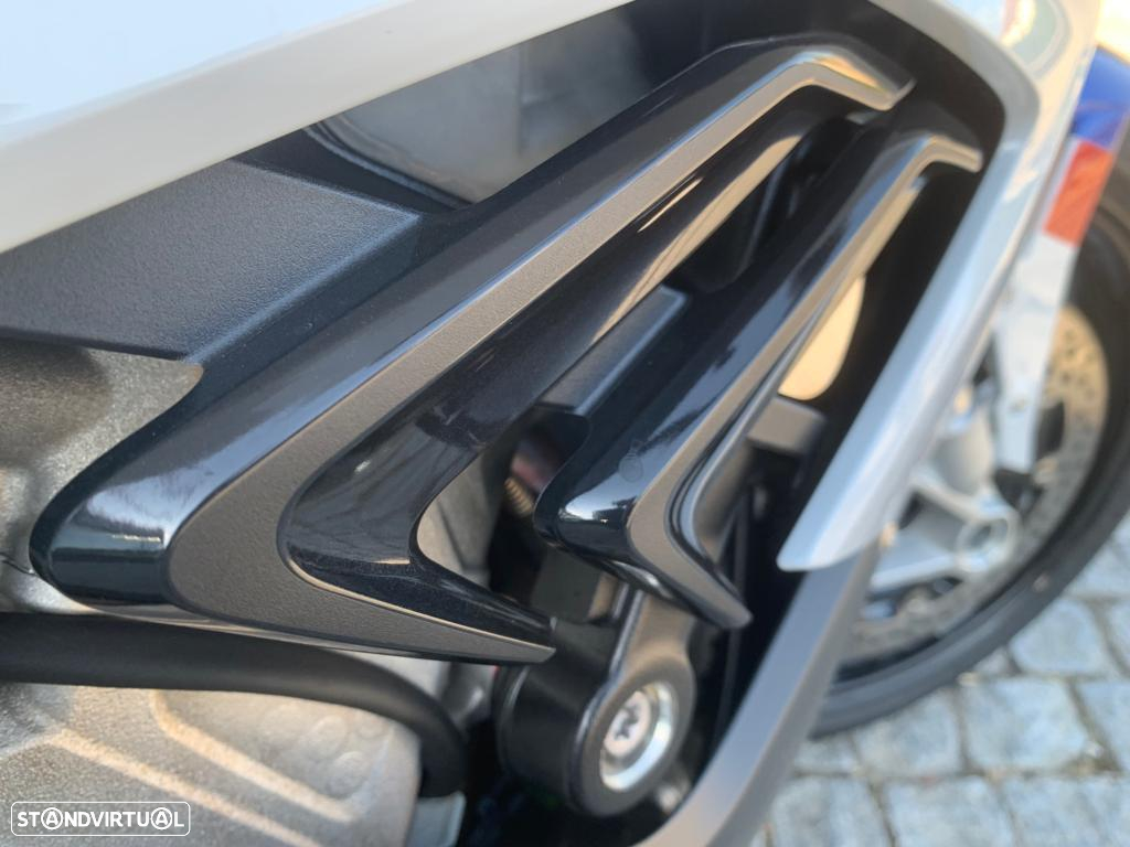 BMW S 1000 RR Pack M - 24