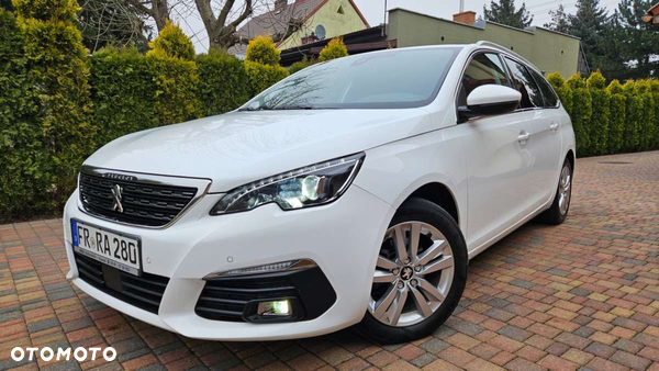 Peugeot 308 SW BlueHDi 130 EAT8 Stop & Start Allure Pack