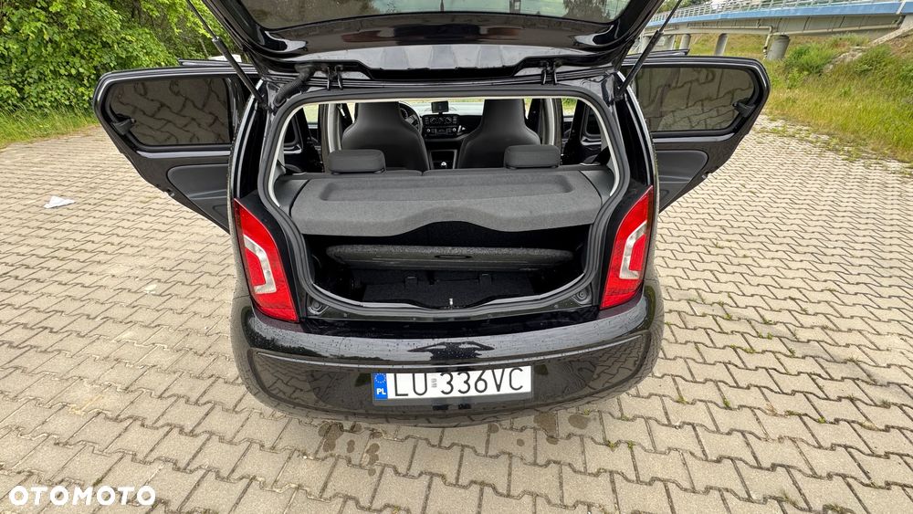 Volkswagen up! - 21