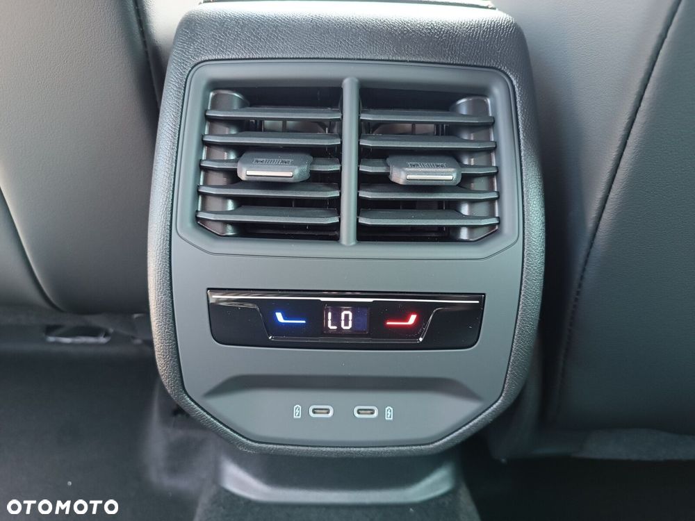 Cupra Leon 1.5 eTSI DSG - 20
