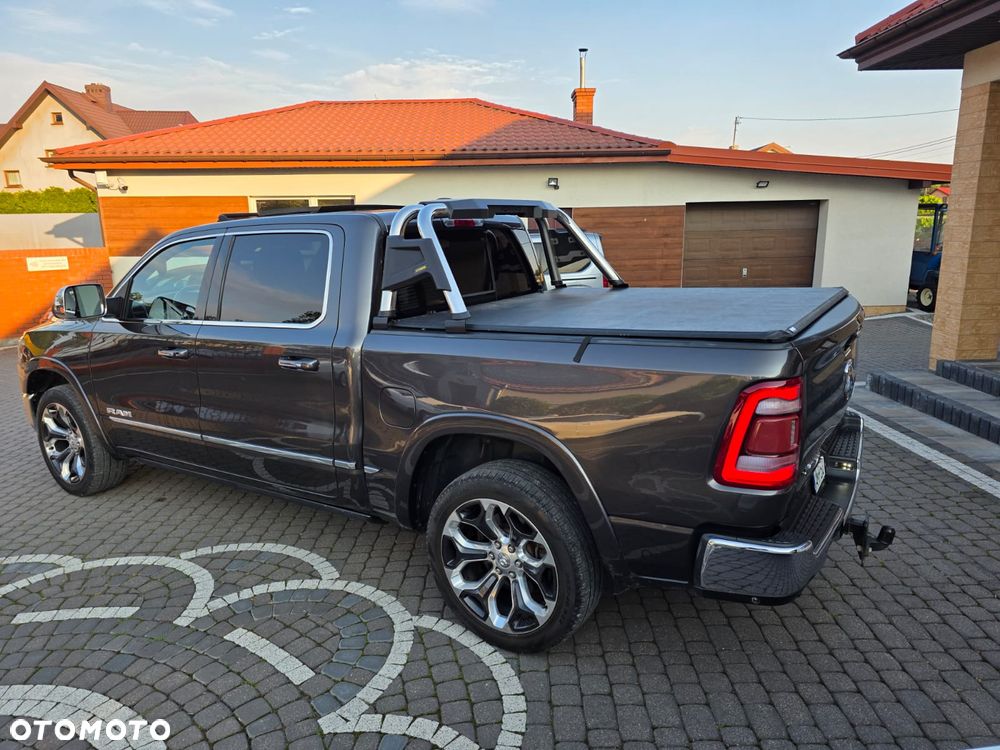 RAM 1500 Crew Cab Shortbed Limited - 4