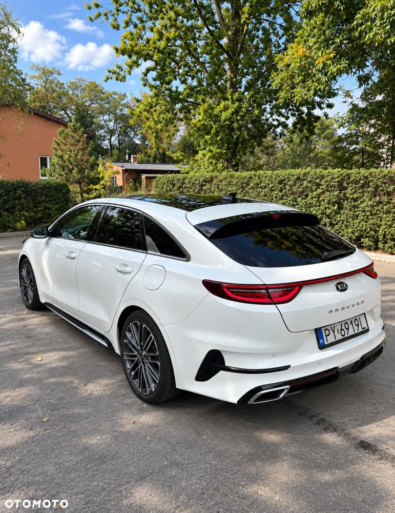 Kia ProCeed 1.6 CRDi GT Line DCT - 4