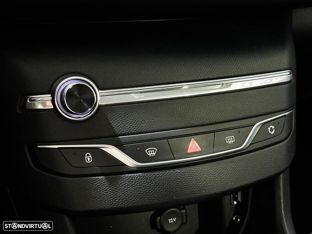 Peugeot 308 1.6 BlueHDi Allure - 47
