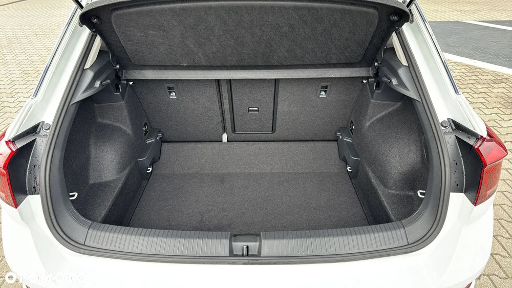Volkswagen T-Roc 1.5 TSI Life Plus DSG - 24