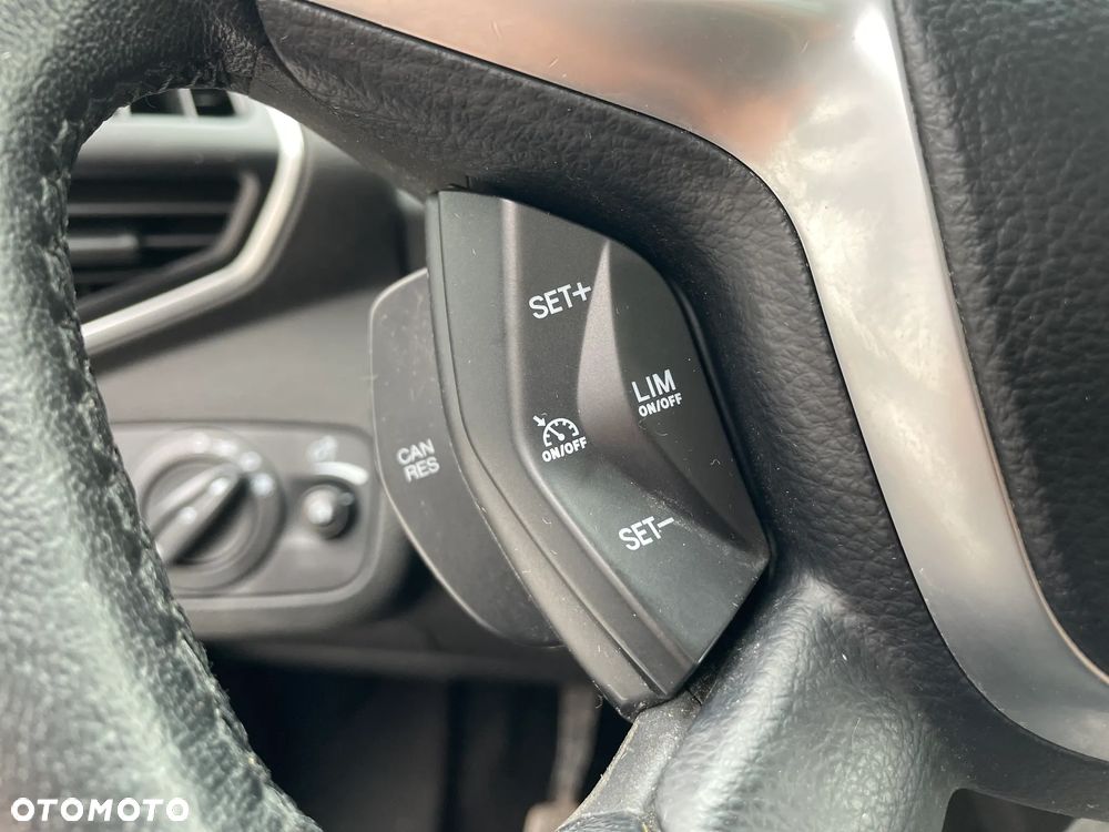 Ford Kuga 2.0 TDCi Titanium - 17