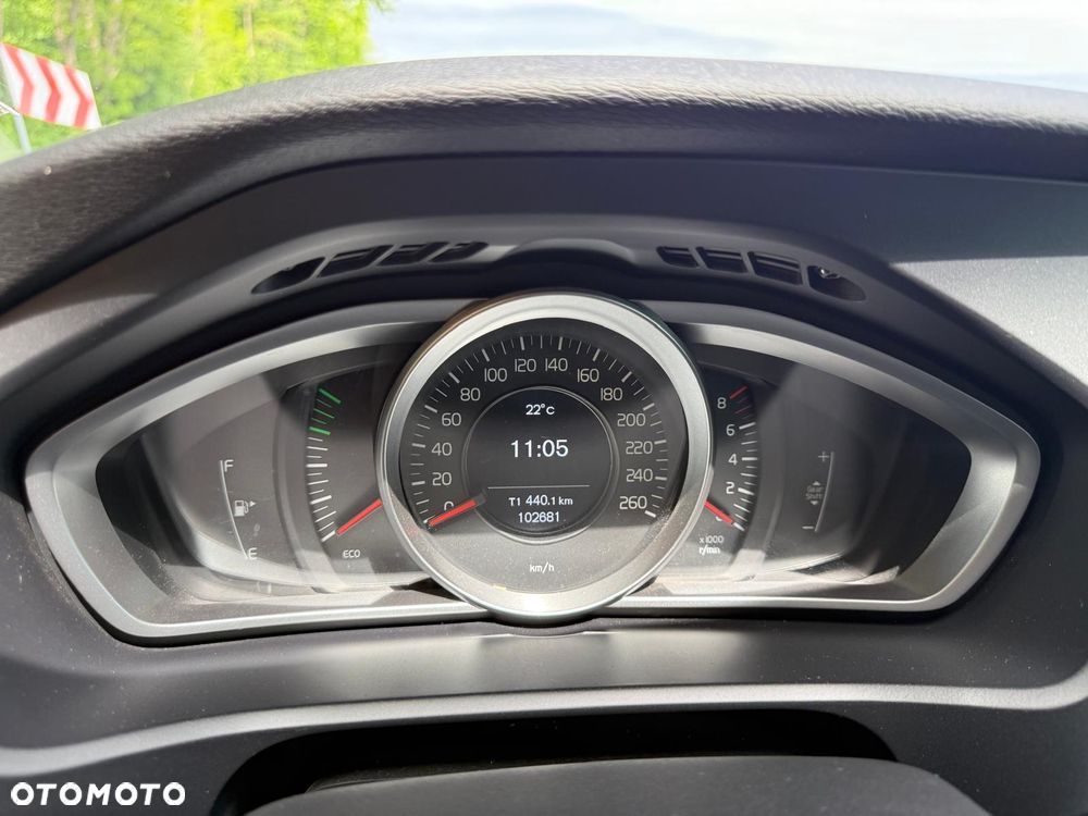 Volvo V40 T3 Kinetic - 5