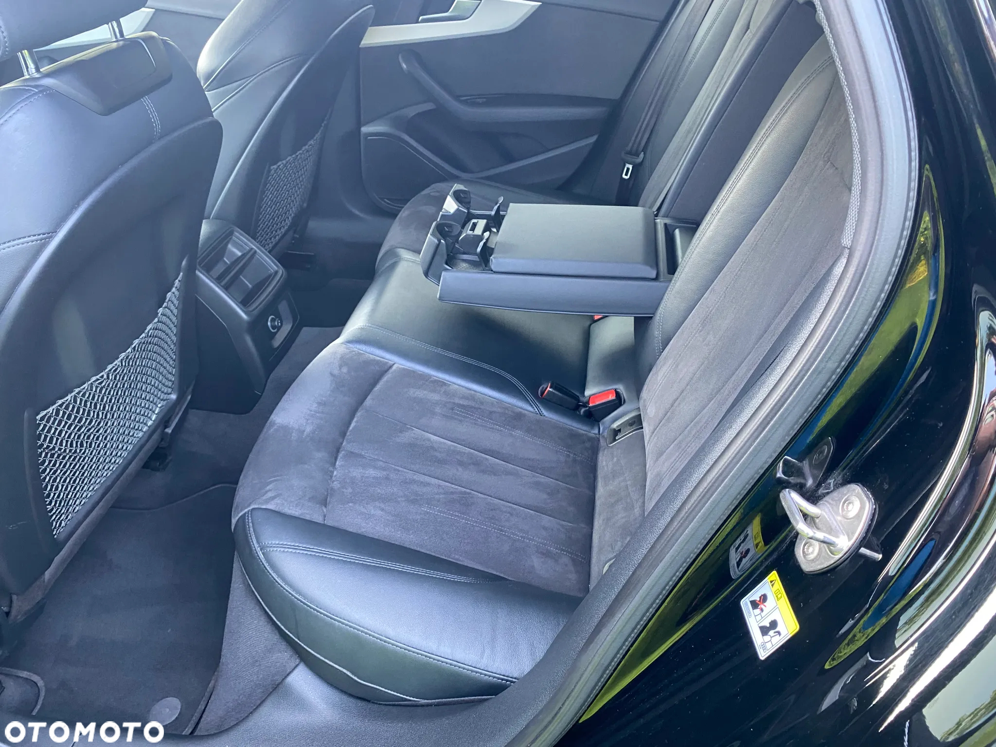 Audi A4 2.0 TDI S tronic - 16
