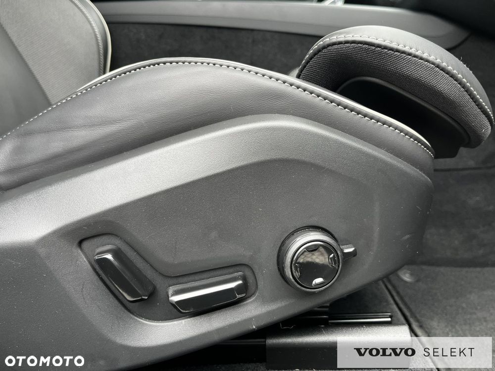 Volvo XC 60 - 36