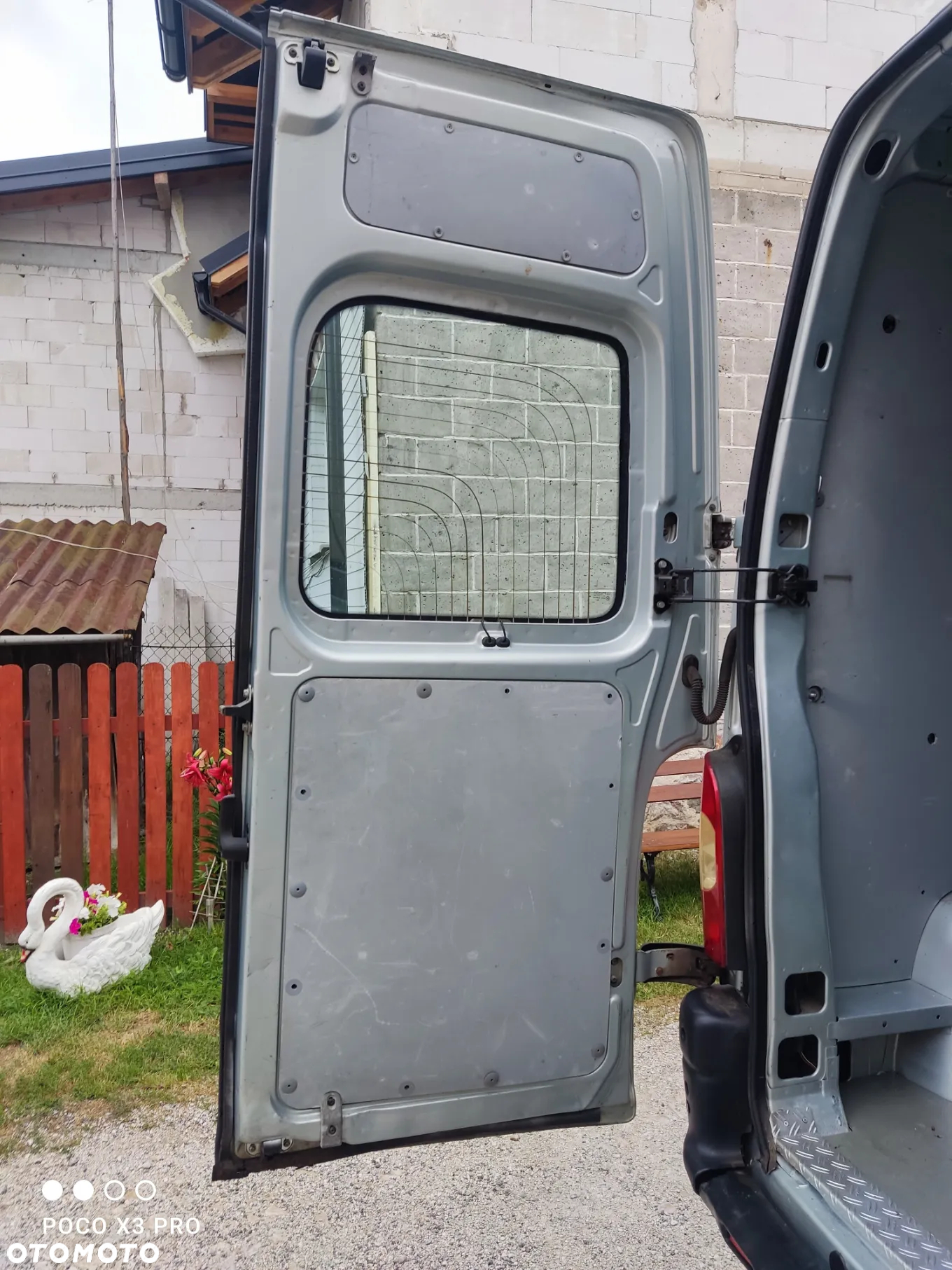 Nissan Interstar - 11